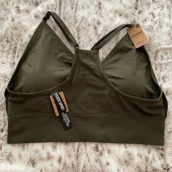Victoria’s Secret Sports Bra Olive Green Gorgeous & Super COMFY VS Bra NEW - Picture 2 of 8